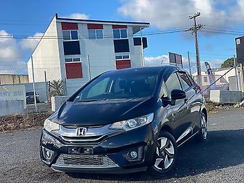 98,000 Km, Hatchback, 1500 cc, Petrol - Hybrid engine, Automatic