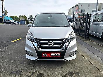 131,710 Km, Van, 2000 cc, Hybrid engine, Automatic