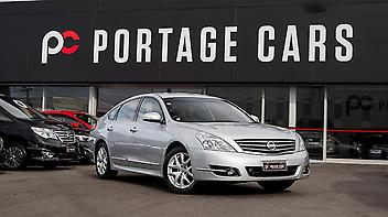 98,395 Km, Sedan, 2495 cc, Petrol engine, Automatic