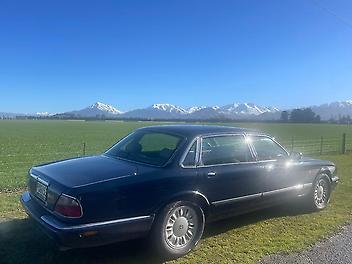 126,120 Km, Sedan, 5990 cc, Petrol engine, Automatic