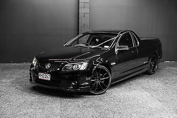 95,000 Km, Ute, 6000 cc, Petrol engine, Manual