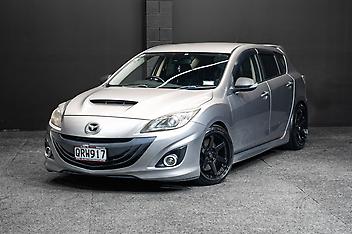 127,321 Km, Hatchback, 2260 cc, Petrol engine, Manual