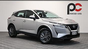 107,300 Km, Station Wagon, 1332 cc, Petrol engine, Automatic