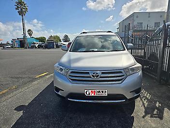 174,300 Km, SUV, 3456 cc, Petrol engine, Automatic