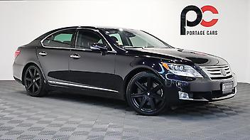140,613 Km, Sedan, 5000 cc, Hybrid engine, Automatic