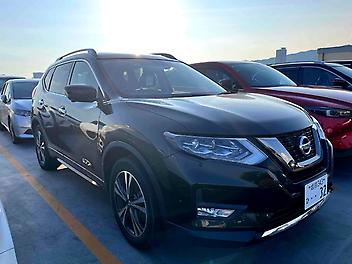 61,671 Km, 4WD, 2000 cc, Petrol engine, Automatic