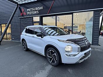 35,650 Km, RV/SUV, 2488135 cc, Petrol engine, CVT