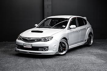 112,000 Km, Hatchback, 2450 cc, Petrol engine, Tiptronic