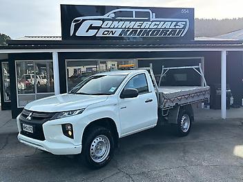 250,701 Km, Ute, 2442 cc, Diesel engine, Auto