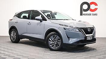 90,010 Km, Station Wagon, 1332 cc, Petrol engine, Automatic
