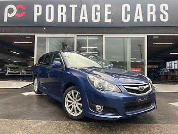 70,100 Km, Station Wagon, 2457 cc, Petrol engine, Automatic