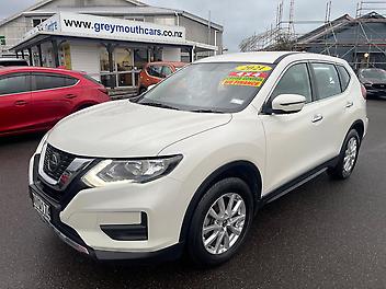 131,661 Km, Wagon, 2488 cc, Petrol engine, Auto