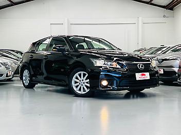 114,871 Km, Hatchback, 1798 cc, Hybrid engine, Automatic