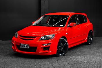 133,000 Km, Hatchback, 2260 cc, Petrol engine, Manual