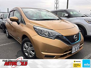 60,908 Km, Hatchback, 1200 cc, Hybrid (Petrol) engine, Automatic