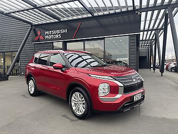 103,100 Km, RV/SUV, 2488135 cc, Petrol engine, CVT