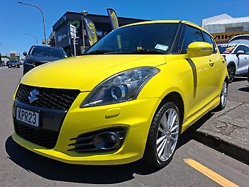 173,357 Km, Hatchback, 1586 cc, Petrol engine, Automatic