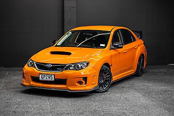 173,298 Km, Sedan, 2457 cc, Petrol engine, Manual