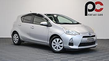 44,674 Km, Hatchback, 1496 cc, Hybrid engine, Automatic