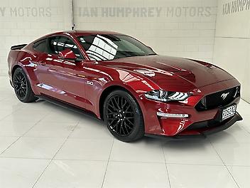 68,100 Km, Coupe, 4951 cc, Petrol engine, 10 Speed Automatic