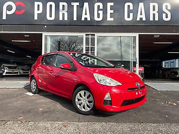 51,200 Km, Hatchback, 1496 cc, Hybrid engine, Automatic