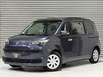 27,792 Km, Hatchback, 1500 cc, Petrol engine, Automatic