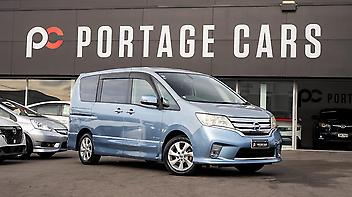 115,320 Km, People Movers, 1997 cc, Hybrid engine, Automatic