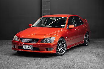 140,653 Km, Sedan, 1988 cc, Petrol engine, Automatic
