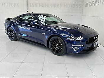 27,100 Km, Coupe, 4951 cc, Petrol engine, 10 Speed Automatic