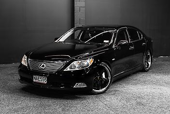159,000 Km, Sedan, 4600 cc, Petrol engine, Tiptronic