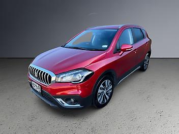 34,000 Km, Hatchback, 1373 cc, Petrol engine, 6 Speed Auto