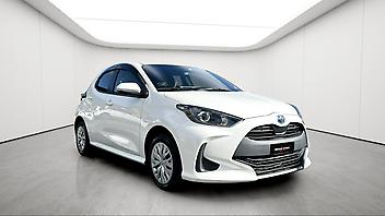 136,000 Km, Hatchback, 1500 cc, Hybrid engine, Automatic