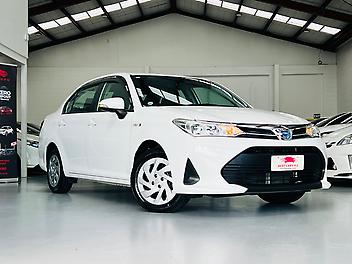 78,999 Km, Sedan, Hybrid engine, Automatic