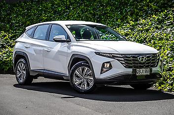 31,193 Km, SUV, 1600 cc, Hybrid engine, Automatic