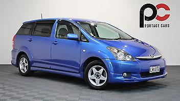 130,240 Km, Station Wagon, 1990 cc, Petrol engine, Automatic