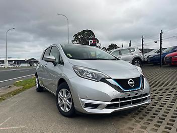 53,990 Km, Hatchback, 1198 cc, Hybrid engine, Automatic