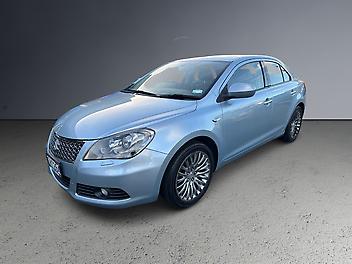 87,000 Km, Sedan, 2393 cc, Petrol engine, 6-Speed Manual