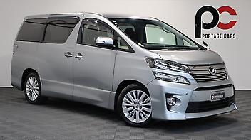 147,180 Km, People Movers, 2362 cc, Petrol engine, Automatic