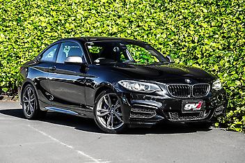 86,386 Km, Coupe, 3000 cc, Petrol engine, Automatic