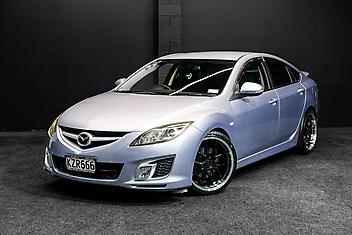 135,000 Km, Sedan, 2480 cc, Petrol engine, Manual