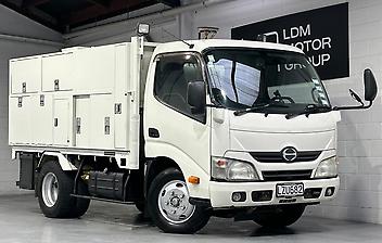 147,500 Km, Truck - Crane, 4000 cc,  engine, Auto