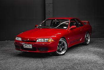 151,000 Km, Coupe, 2000 cc, Petrol engine, Manual