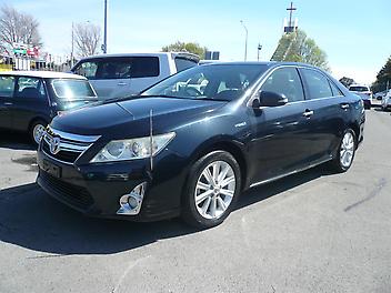 56,000 Km, Sedan, 2500 cc, Hybrid (Electric) engine, automatic
