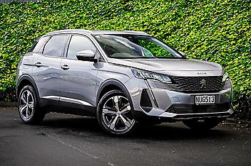 87,672 Km, SUV, 1600 cc, Petrol engine, Auto