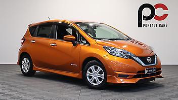 47,635 Km, Hatchback, 1198 cc, Hybrid engine, Automatic
