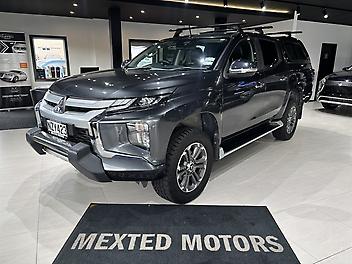 139,000 Km, Ute, 2442 cc, Diesel engine, 6 Speed Auto
