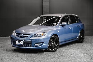 120,000 Km, Hatchback, 2260 cc, Petrol engine, Manual