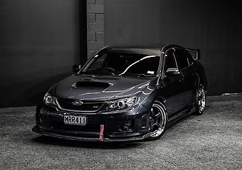 190,000 Km, Sedan, 2450 cc, Petrol engine, Automatic