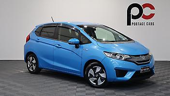 87,383 Km, Hatchback, 1500 cc, Hybrid engine, Automatic