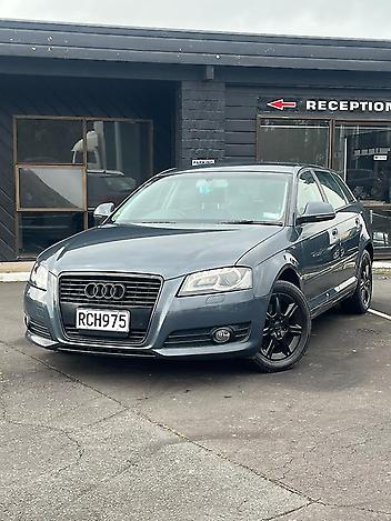 161,000 Km, Station Wagon, 1790 cc, Petrol engine, Automatic